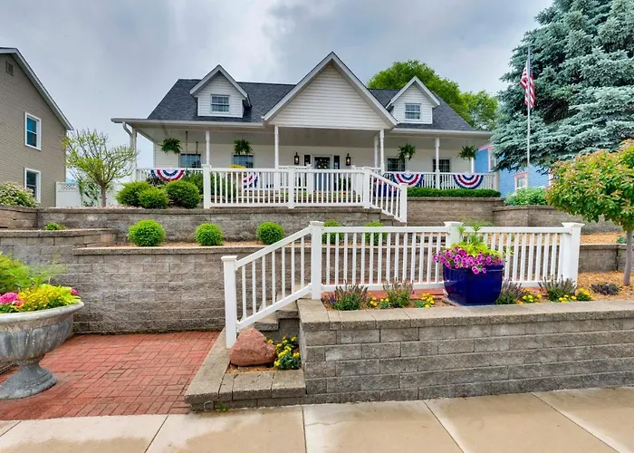 Game Room + Patio + Entertainment Area