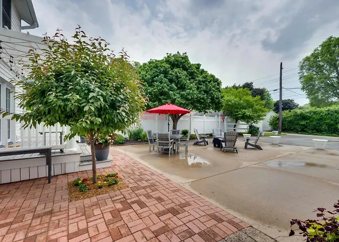 Game Room + Patio + Entertainment Area