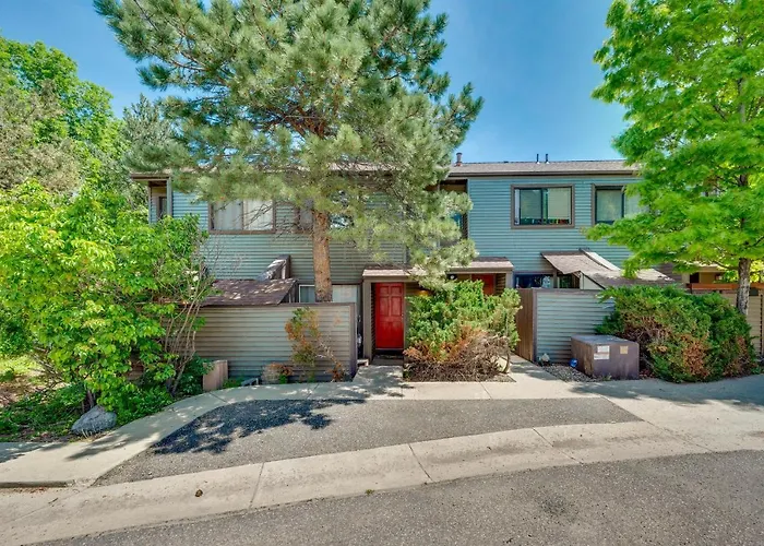Beautiful Boulder Townhome: Walk To Cu & Pearl St!