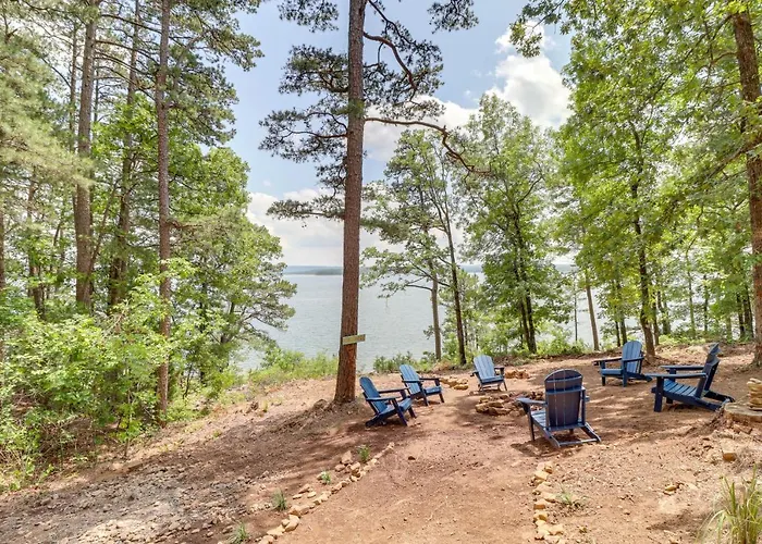 Edgemont Waterfront Cabin Rental W/ Beach Access!