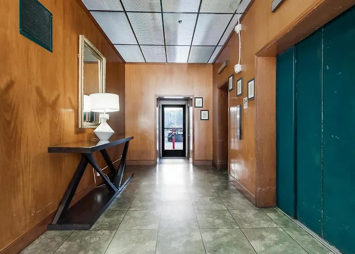 Jack London Inn
