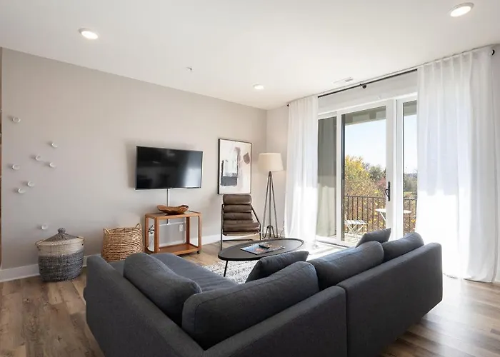 Piedmont Place Suite 402 Modern Apartment In Heart Of Crozet
