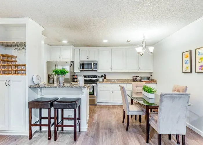 Condo In Most Sought After Neighborhoods