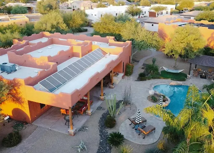 Sprawling Arizona Oasis W/ Dream Backyard
