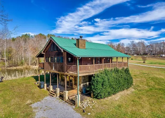 Spectacular Mtns Views With Private Hot Tub With Pool Table And Private Pond