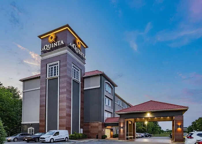 La Quinta Inn & Suites By Wyndham Norfolk