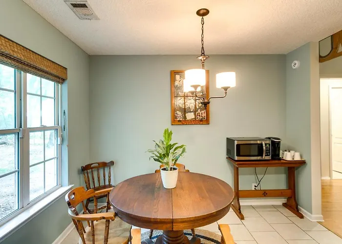 Pet-Friendly Darien Vacation Rental W/ Patio!