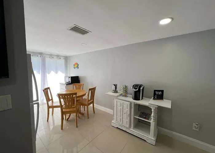 Lovely 2 Bedroom Apartment