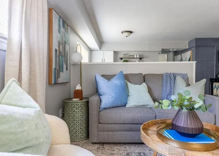 Westlake Apartment