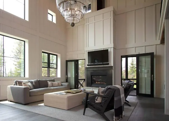 Ski, Golf, Trails, Winery, Lake View, Lutsen, Grand Marias - Sleeps 8