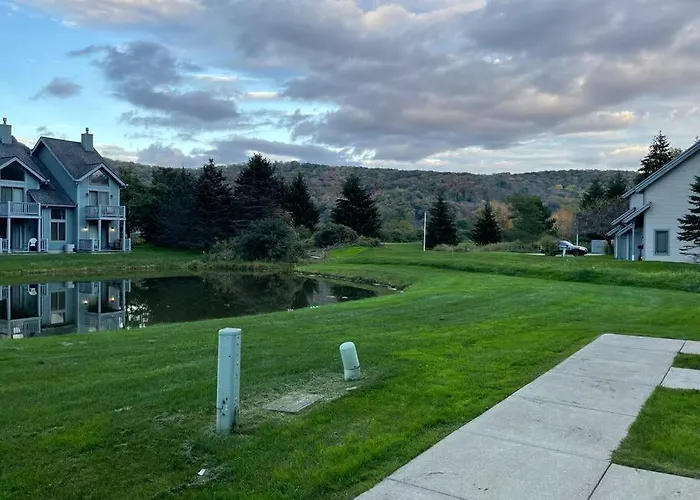 Skiing, Hiking, Village Of Eville Mtn Escape