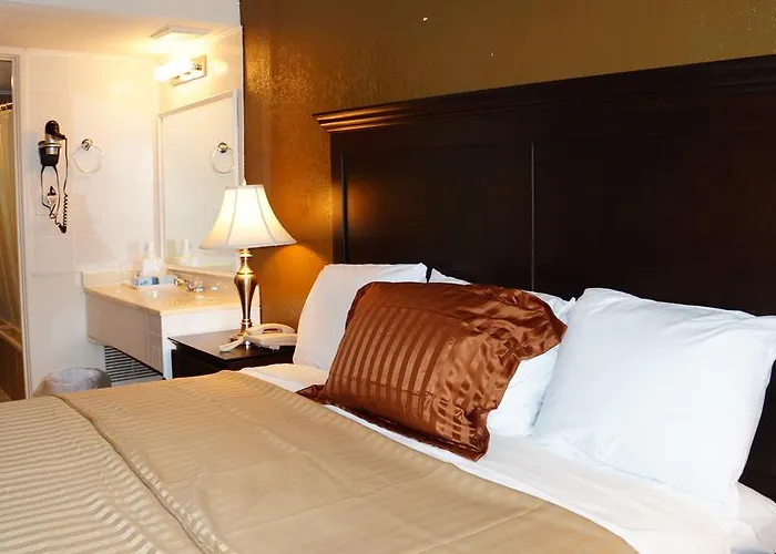 Americas Best Value Inn & Suites Kansas City