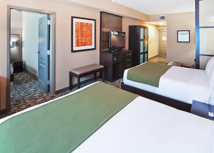 Holiday Inn Express & Suites North Dallas At Preston By Ihg