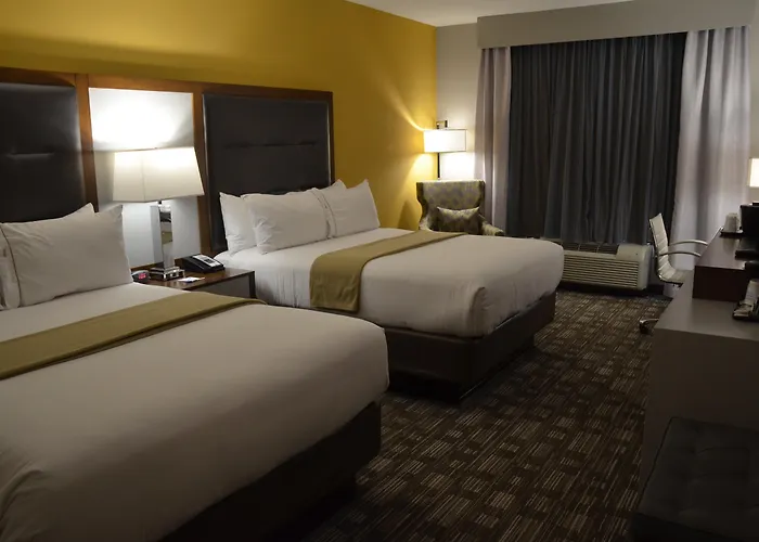 Holiday Inn Express & Suites Albany