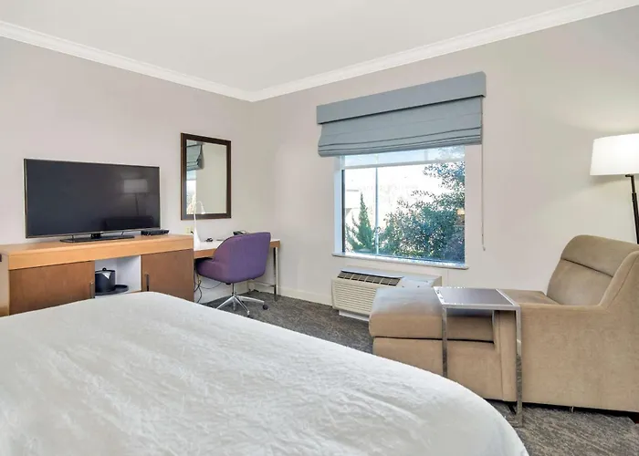 Hampton Inn & Suites Fort Worth-Fossil Creek