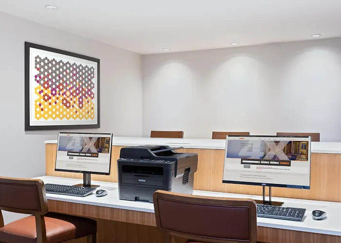 Holiday Inn Express Ft Lauderdale Cruise-Airport By Ihg