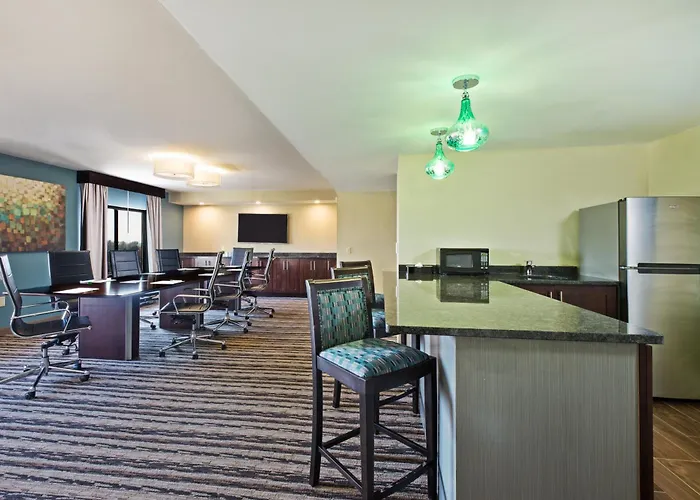 Holiday Inn Harrisburg East By Ihg