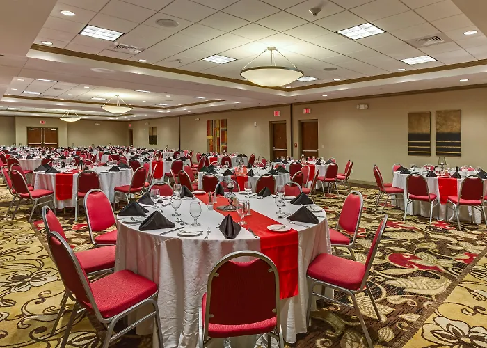 Crowne Plaza Ft Myers Gulf Coast By Ihg