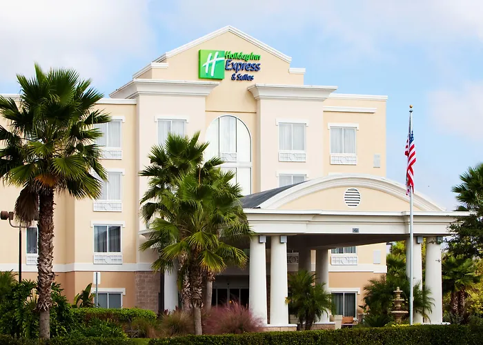 Holiday Inn Express And Suites Tampa I-75 At Bruce B. Downs By Ihg
