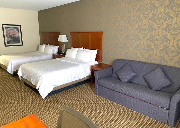 Holiday Inn Express Holland By Ihg