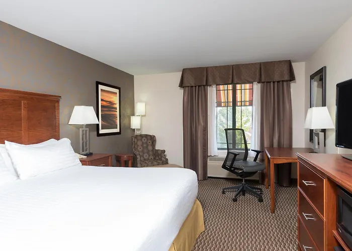 Holiday Inn Express Holland By Ihg