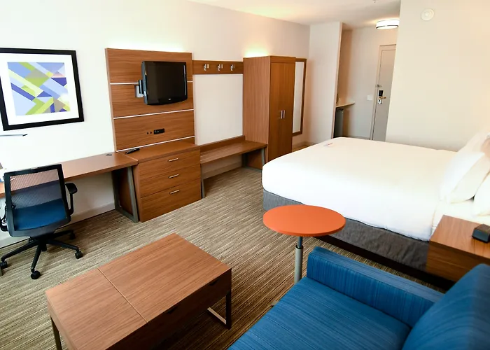 Holiday Inn Express & Suites Port Clinton-Catawba Island By Ihg