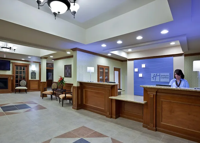 Holiday Inn Express Hotel & Suites Tipp City By Ihg