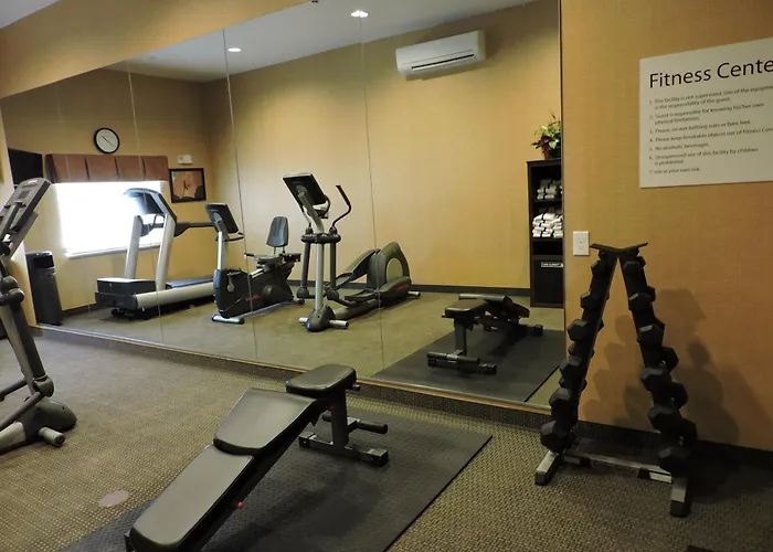 Holiday Inn Express And Suites Montgomery By Ihg