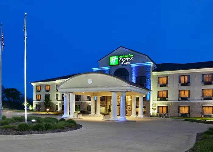 Holiday Inn Express & Suites Wadsworth By Ihg