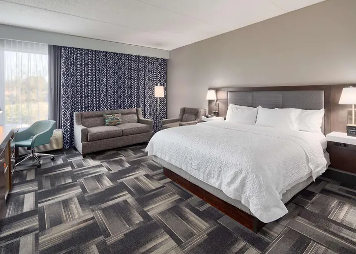 Hampton Inn Louisville Northeast