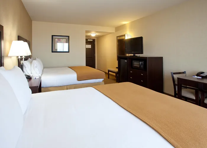 Holiday Inn Express Fresno South By Ihg