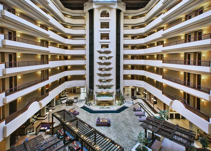 Doubletree By Hilton Rapid City Downtown Convention Center