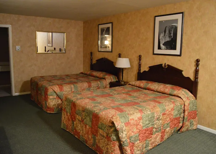 Cedar Lodge