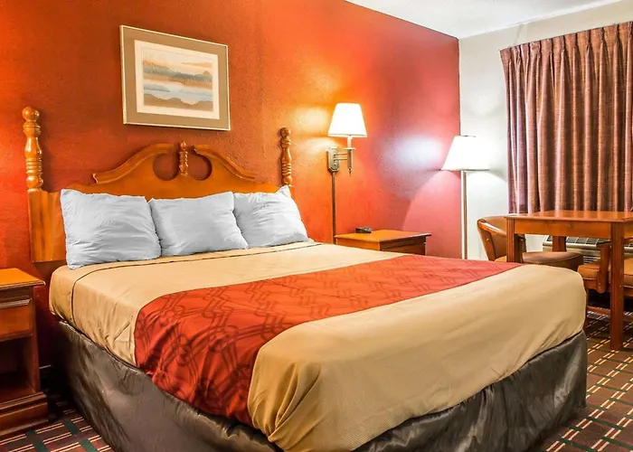 Howard Johnson By Wyndham Montpelier