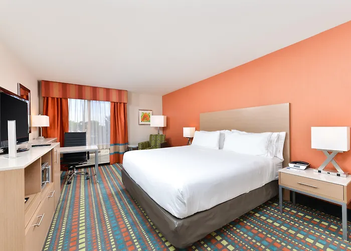 Holiday Inn Express Albuquerque N - Bernalillo By Ihg
