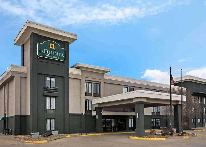 La Quinta By Wyndham Salina
