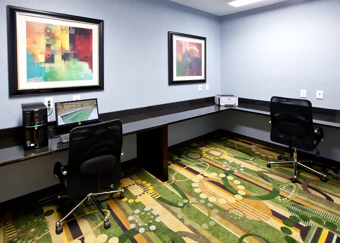 Holiday Inn Express & Suites Shelbyville Indianapolis By Ihg