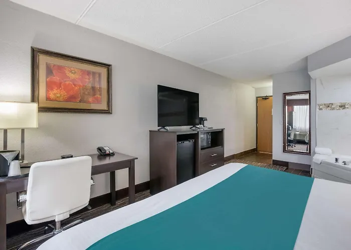 Best Western Waukesha Grand