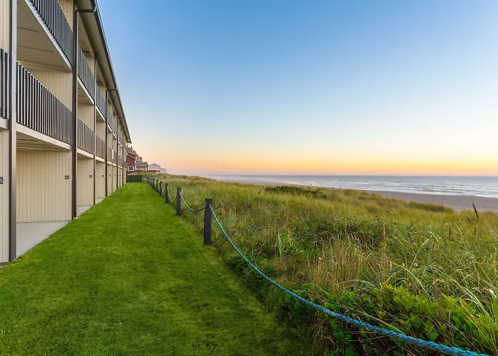 Lincoln Sands Oceanfront Resort, An Ascend Collection Hotel