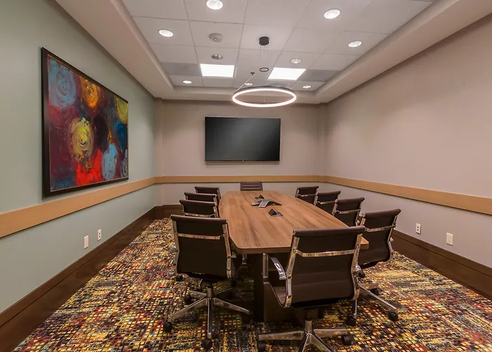 Crowne Plaza Shenandoah - Woodlands Area By Ihg