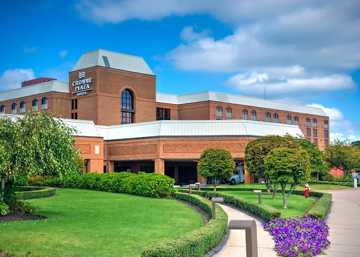 Crowne Plaza Providence-Warwick