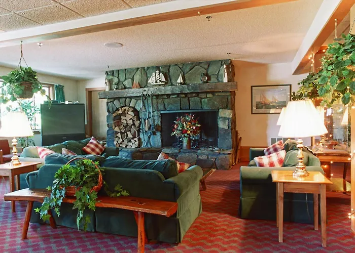 Commodores Inn