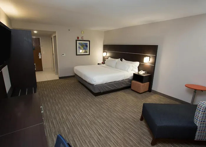 Holiday Inn Express Wilmington By Ihg