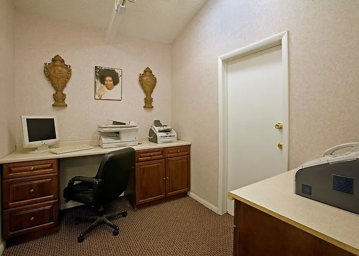 Americas Best Value Inn Cherry Hill