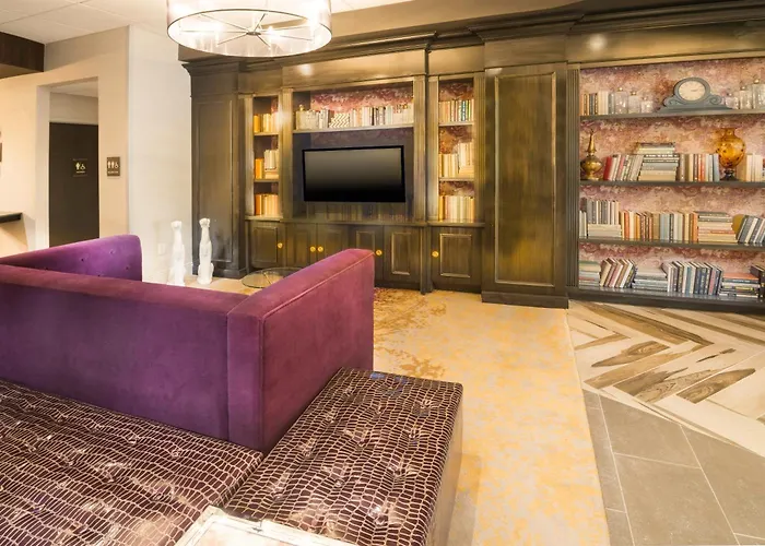 Crowne Plaza Saddle Brook By Ihg