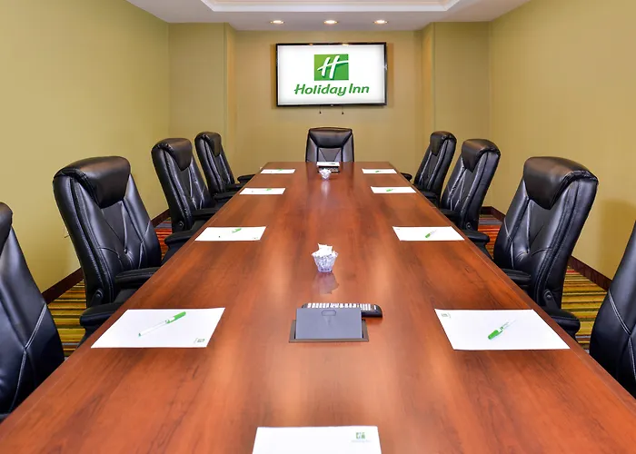 Holiday Inn & Suites Overland Park-Conv Ctr By Ihg