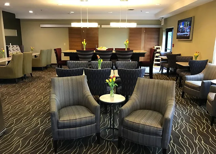 Holiday Inn Express Hotel & Suites St. Paul - Woodbury By Ihg
