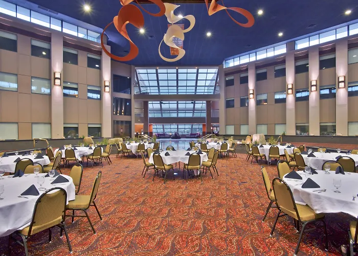 Holiday Inn - Manitowoc