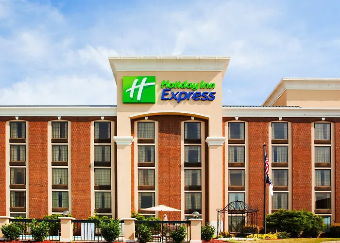 Holiday Inn Express Winston-Salem Medical Ctr Area