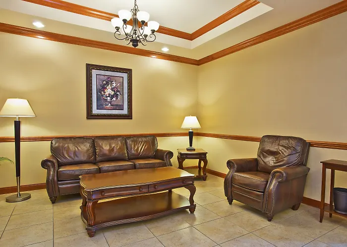 Holiday Inn Express Hotel & Suites Goshen By Ihg